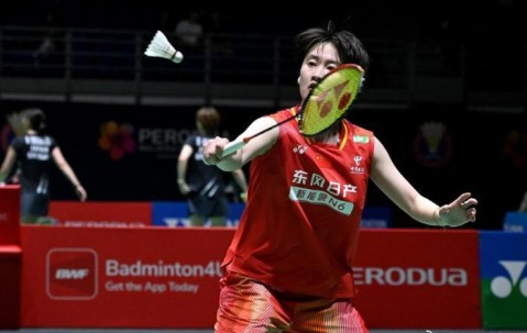 九游游戏中心官网-疲劳作战仍是日本名将梦魇！陈雨菲2-0横扫仁平菜月，晋级女单8强|国羽|体能|印尼羽毛球公开赛|羽毛球|一姐_新浪体育_新浪新闻