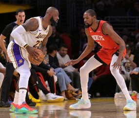 九游游戏中心官网-NBA排名大变脸！火箭湖人抢第3，3队争西部第5，骑士队第4难保